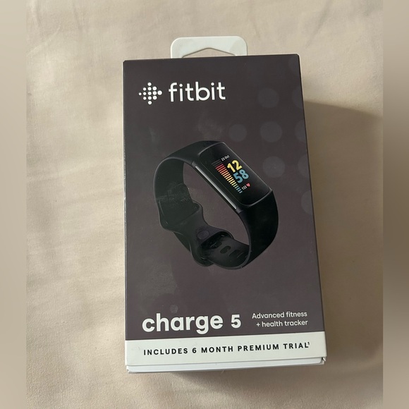 Fit bit charge 5